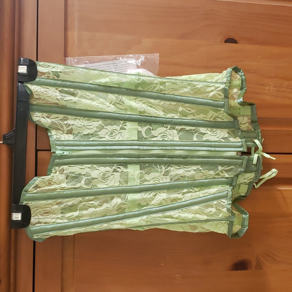 Lace Overlay Corset Bustier in Light Green